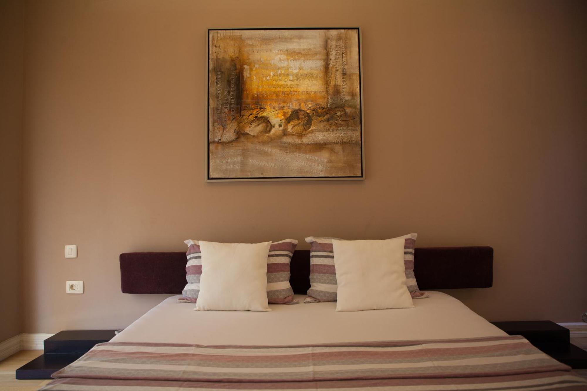 Luxury Apartment